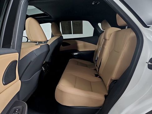 Used 2025 Lexus RX 350 Premium w/ Accessory Package (Z1) FWD image 11
