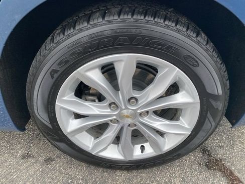 Used 2025 Chevrolet Malibu LT image 11