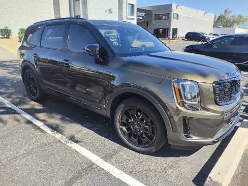 Certified 2022 Kia Telluride SX w/ SX Prestige Package AWD/4WD image 11