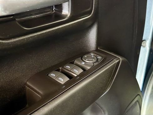 Used 2020 Chevrolet Silverado 1500 Custom Trail Boss w/ Custom Convenience Package image 17