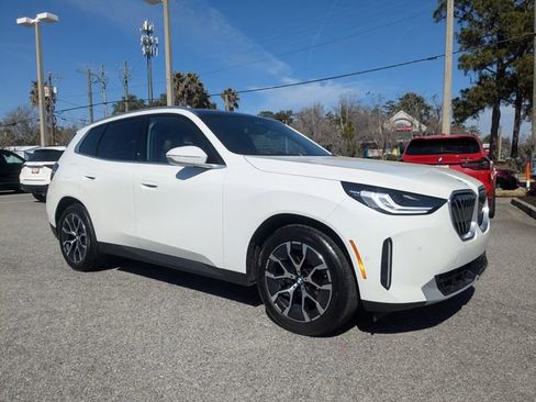 Used 2025 BMW X3 xDrive30i w/ Convenience Package image 2