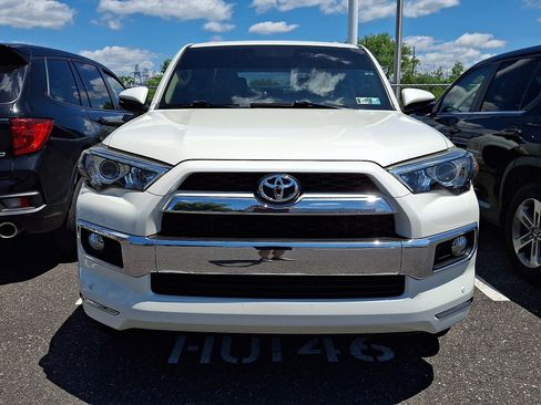 Used 2015 Toyota 4Runner Limited AWD/4WD image 2