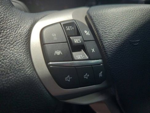 Certified 2024 Ford Explorer XLT w/ Equipment Group 202A AWD/4WD image 26