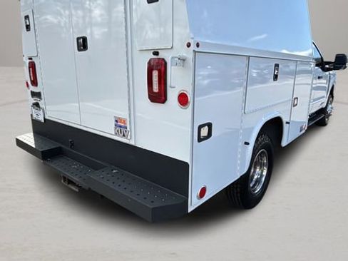 Used 2023 Ford F350 XL w/ XL Chrome Package image 35