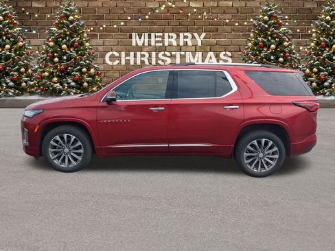 Certified 2023 Chevrolet Traverse Premier image 2