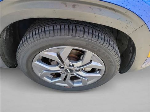 Used 2024 Kia Seltos S FWD image 10