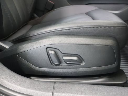 Used 2017 Audi A4 2.0T Premium w/ Audi MMI Navigation Plus FWD image 22