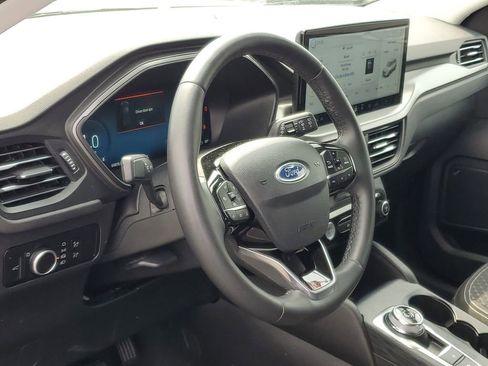 Used 2023 Ford Escape Active w/ Tech Pack #2 AWD/4WD image 11