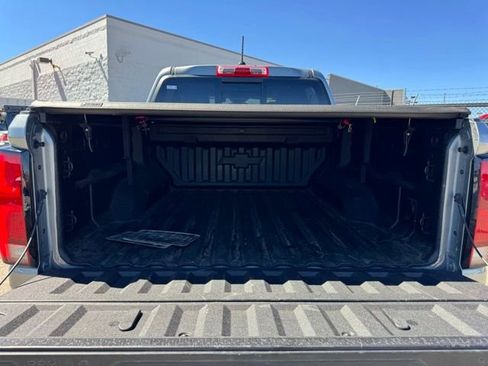 Used 2025 Chevrolet Colorado ZR2 w/ Technology Package image 22