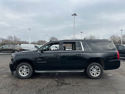 Used 2015 Chevrolet Suburban LT image 5
