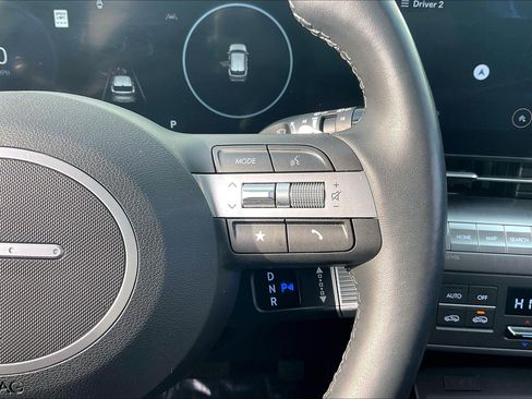 Used 2024 Hyundai Kona Limited image 24