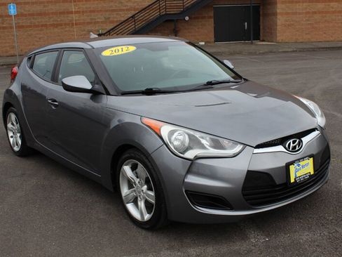 Used 2012 Hyundai Veloster FWD image 1
