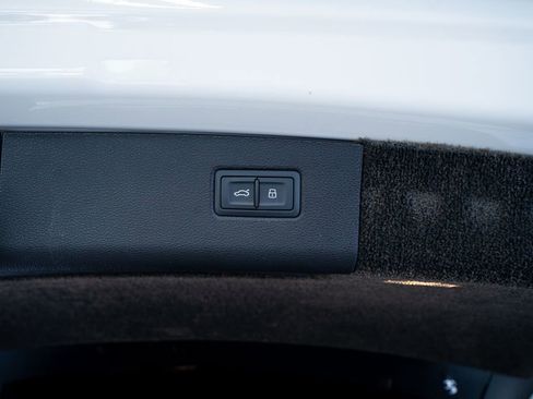 Used 2021 Bentley Bentayga Speed AWD/4WD image 56