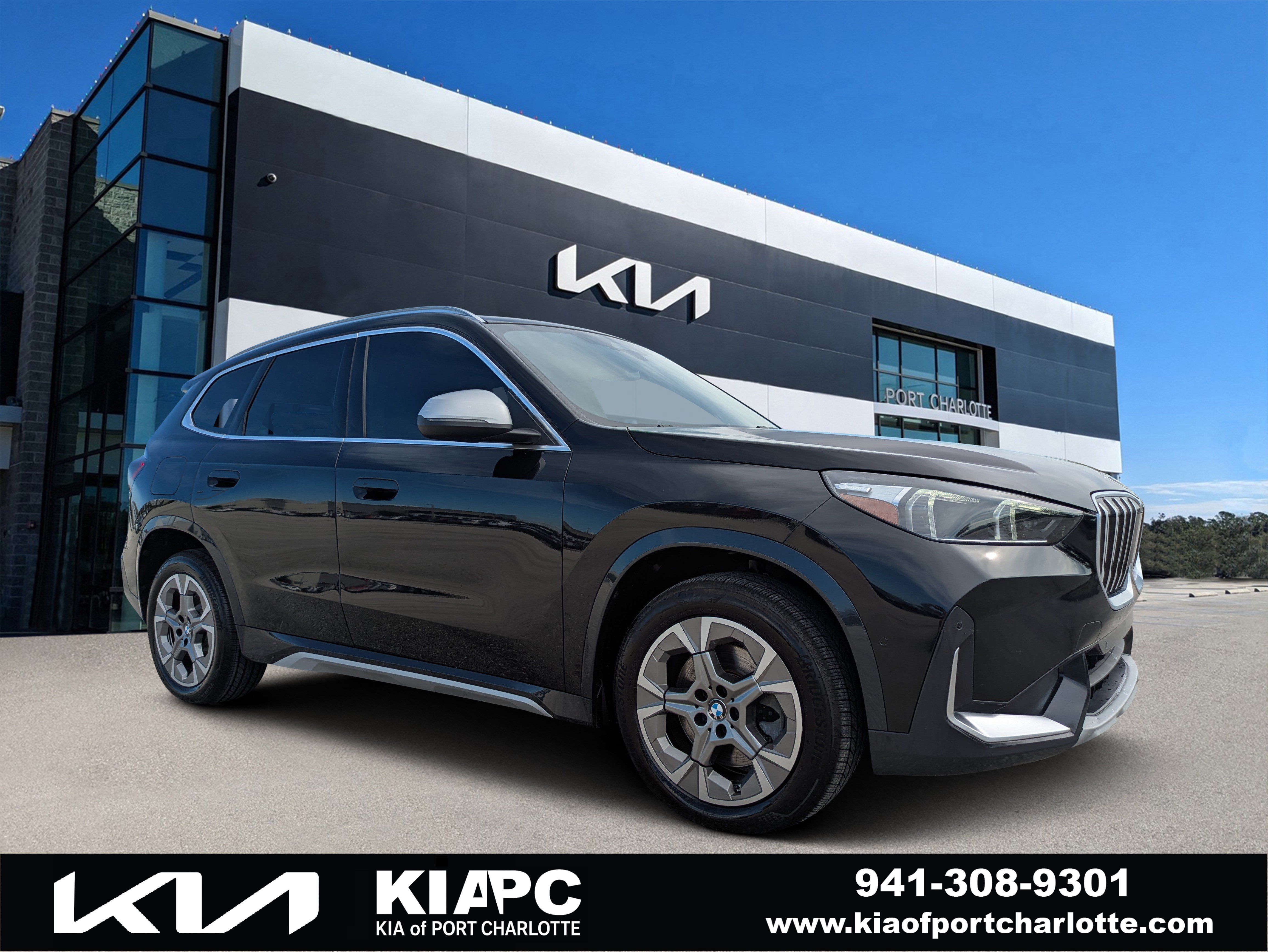 Used 2023 BMW X1 xDrive28i w/ Convenience Package AWD/4WD image 1