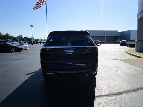 Certified 2023 Buick Enclave Essence w/ Experience Buick Package image 4