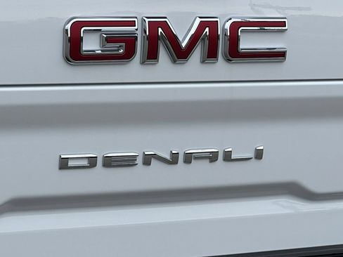 New 2026 GMC Sierra 2500 Denali w/ Denali Reserve Package AWD/4WD image 54