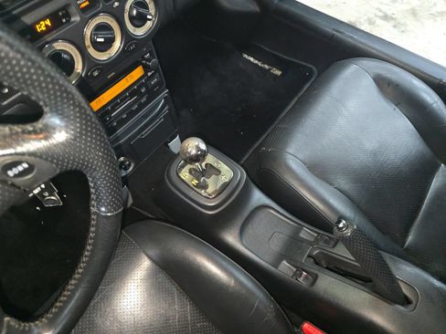 Used 2003 Toyota MR2 RWD image 22