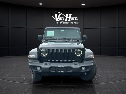 Used 2023 Jeep Wrangler Unlimited Sport AWD/4WD image 2