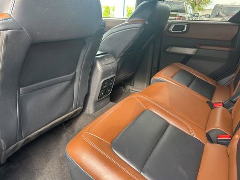 Used 2022 Ford Bronco Outer Banks AWD/4WD image 14
