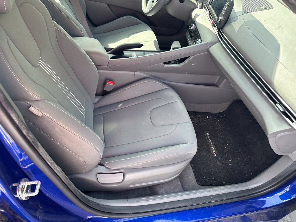Certified 2023 Hyundai Elantra SEL FWD image 7