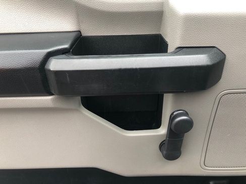 Used 2018 Ford F350 XL AWD/4WD image 24