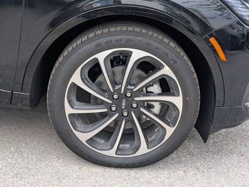 New 2026 Lincoln Nautilus Black Label AWD/4WD image 9