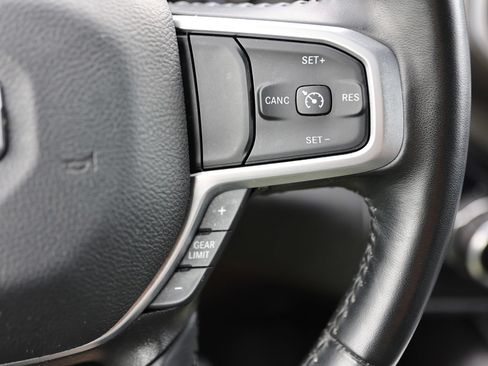 Used 2023 RAM 1500 Big Horn AWD/4WD image 41
