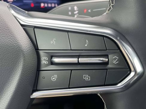 Used 2025 Chevrolet Traverse Z71 w/ Enhanced Driving Package AWD/4WD image 23