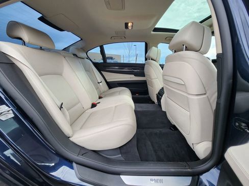 Used 2013 BMW 750Li image 13