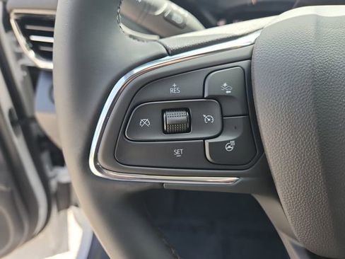 New 2026 Buick Envista Avenir FWD image 23
