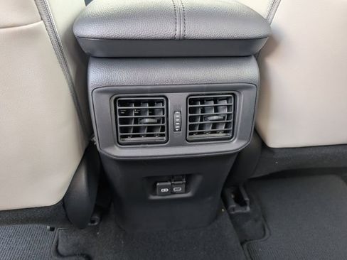 Used 2025 Toyota RAV4 XLE Premium image 27