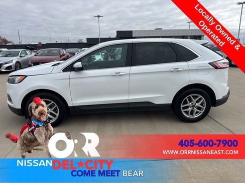 Used 2023 Ford Edge SEL image 2