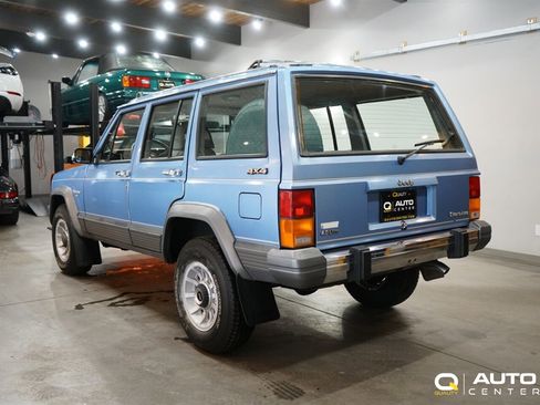 Used 1989 Jeep Cherokee Laredo AWD/4WD image 9