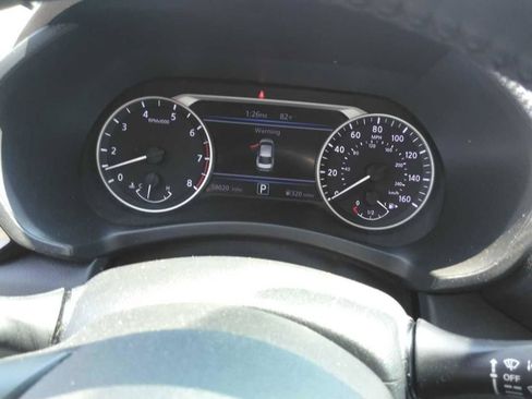 Used 2024 Nissan Sentra SV w/ All-Weather Package FWD image 4