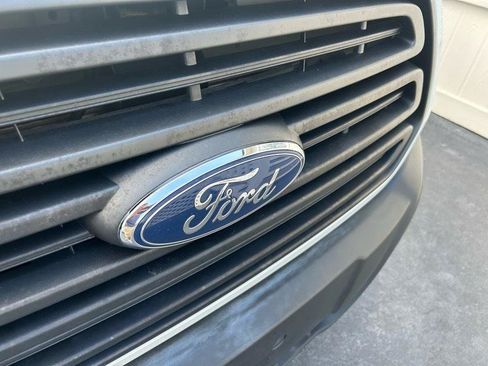 Used 2019 Ford Transit 250 148 High Roof RWD image 30