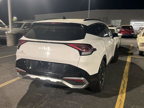 Used 2023 Kia Sportage SX image 8