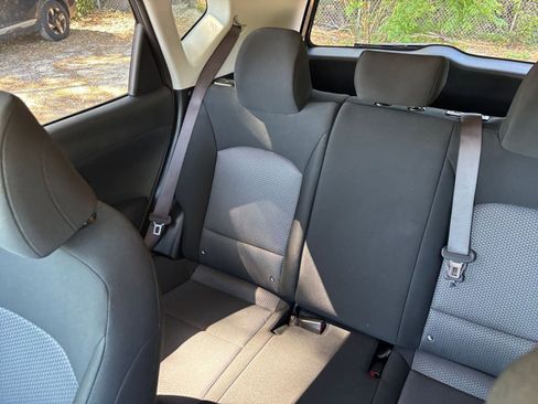 Used 2025 Kia Soul LX w/ LX Technology Package FWD image 38