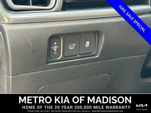 Used 2025 Kia Sorento SX Prestige w/ Olive Brown Leather Package AWD/4WD image 12