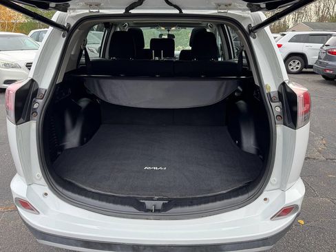 Used 2016 Toyota RAV4 XLE image 21