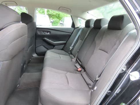 Certified 2023 Honda Accord LX image 12