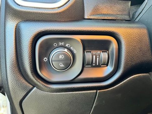 Used 2024 RAM 2500 Laramie AWD/4WD image 31