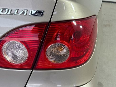 Used 2006 Toyota Corolla CE FWD image 30