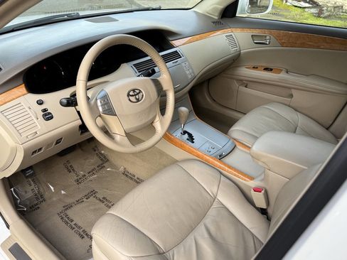 Used 2005 Toyota Avalon XLS image 33