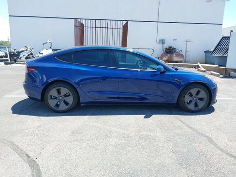 Used 2022 Tesla Model 3 Long Range AWD/4WD image 4