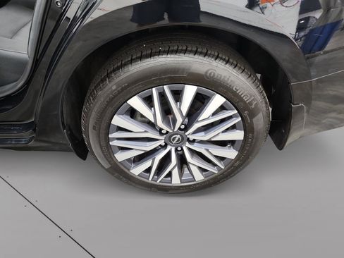 Used 2024 Nissan Altima 2.5 SV AWD/4WD image 14