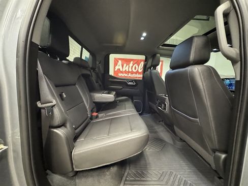 Used 2023 Chevrolet Silverado 1500 LTZ w/ LTZ Premium Package AWD/4WD image 15