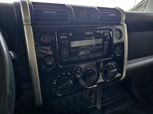 Used 2008 Toyota FJ Cruiser 4WD image 17