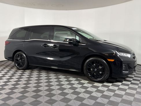 New 2026 Honda Odyssey Sport-L image 6