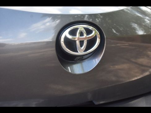 Used 2021 Toyota Corolla SE w/ Carpet Mat Package (TMS) FWD image 46