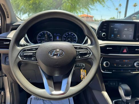 Used 2019 Hyundai Santa Fe SE AWD/4WD image 19